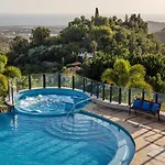 Casa León Royal Retreat 4*