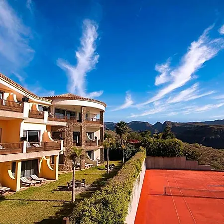 Casa Leon Royal Retreat