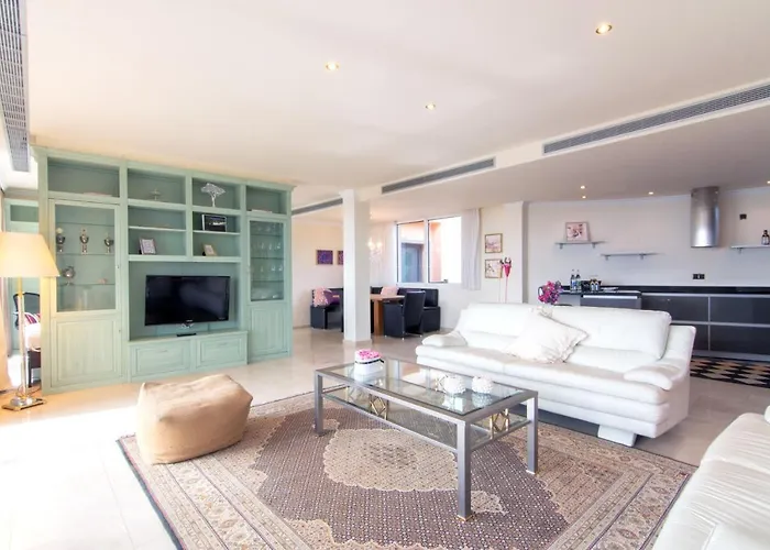 Casa Leon Royal Retreat