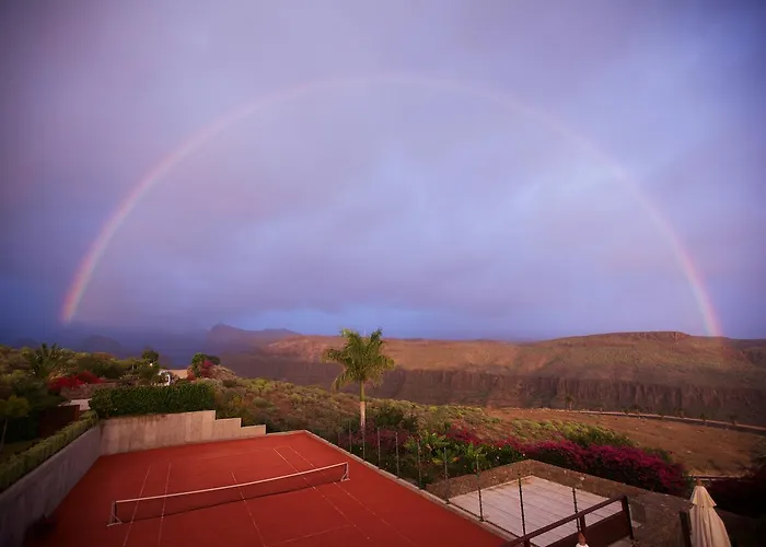 Casa Leon Royal Retreat Hotel
